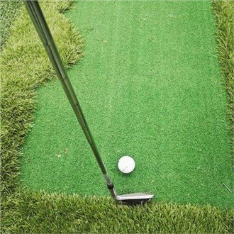 Sztuczna trawa na polu golfowym